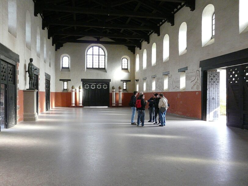 ザールブルク城横断ホール