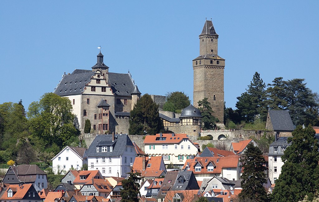 クロンベルク城（Burg Kronberg）