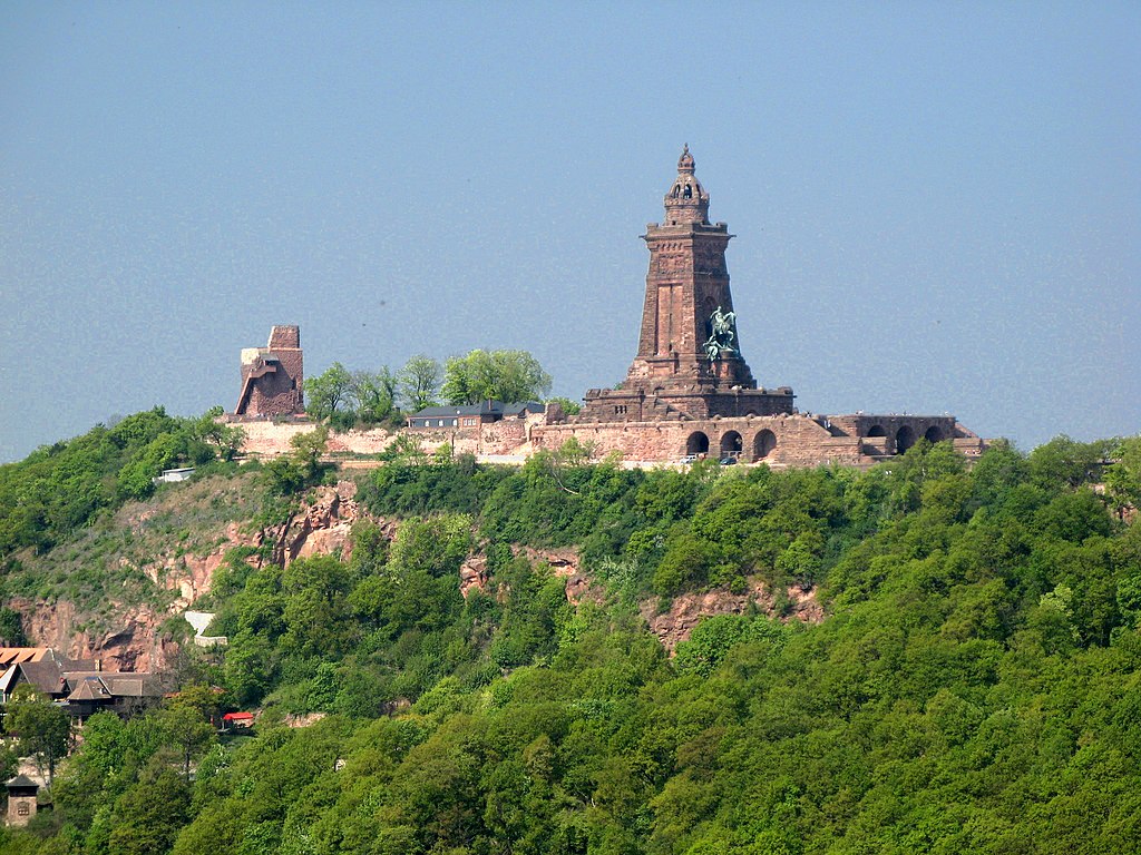 キフホイザイ城（Burg Kyffhäuser）