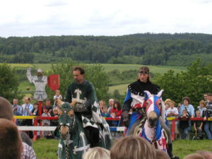 ロンネブルク城の馬上槍試合(Ritterturnier auf der Ronneburg)