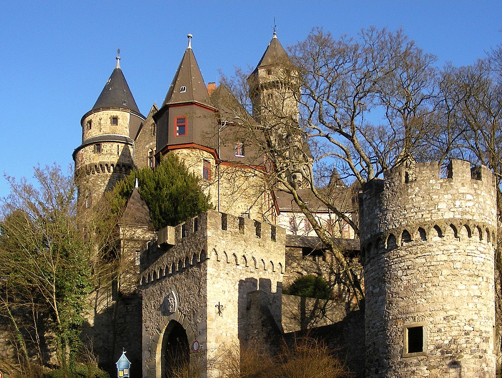 ブラウンフェルス城（Schloss Braunfels）