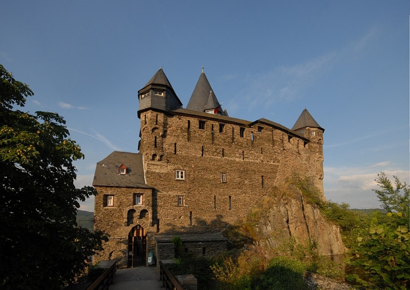 シュタールエック城（Burg Stahleck）の盾城壁